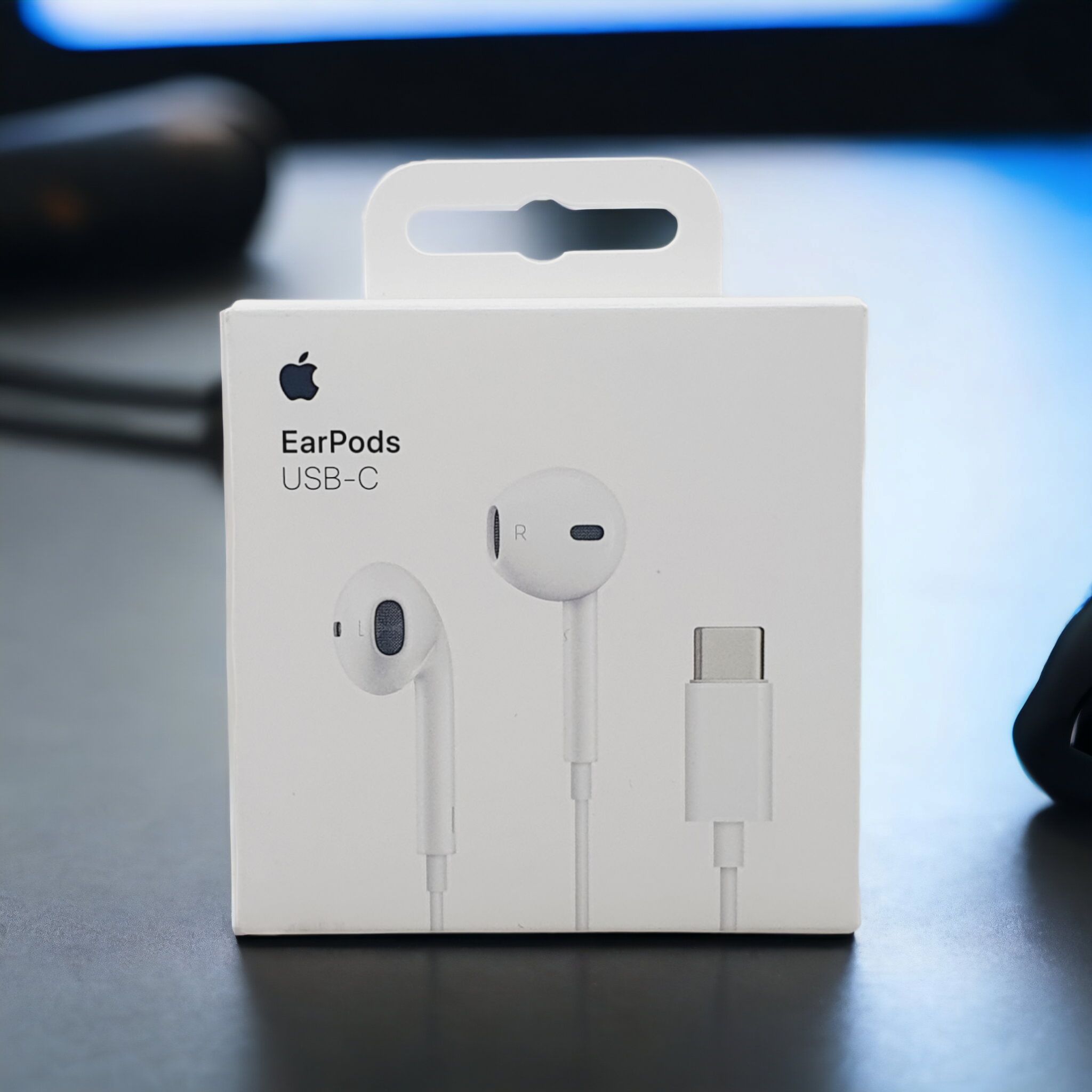 Apple EarPods Type C Connector